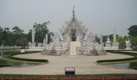 Wat Rong Khun (White Temple)